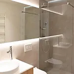 Regentova 3*
