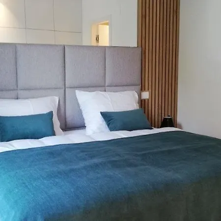 Lejlighedshotel Regentova 3*